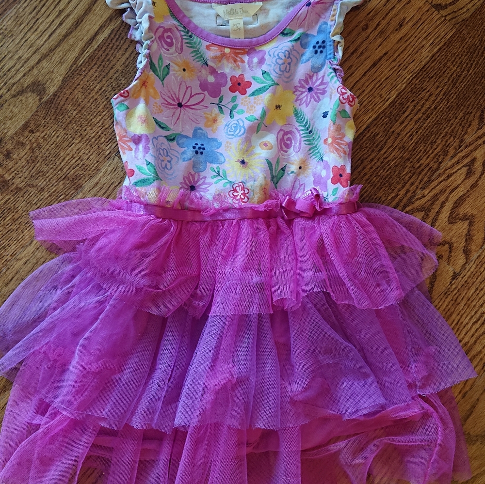 Matilda jane dress size 4 but fits like 3